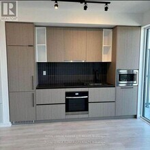 1285 Dupont St in Toronto, ON - Building Photo - Building Photo