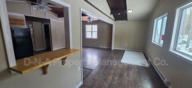 204 Dogwood Ln in Kunkletown, PA - Building Photo - Building Photo