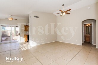 21812 N 36th Ln in Glendale, AZ - Building Photo - Building Photo