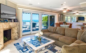 26032 Vista Dr E in Dana Point, CA - Building Photo