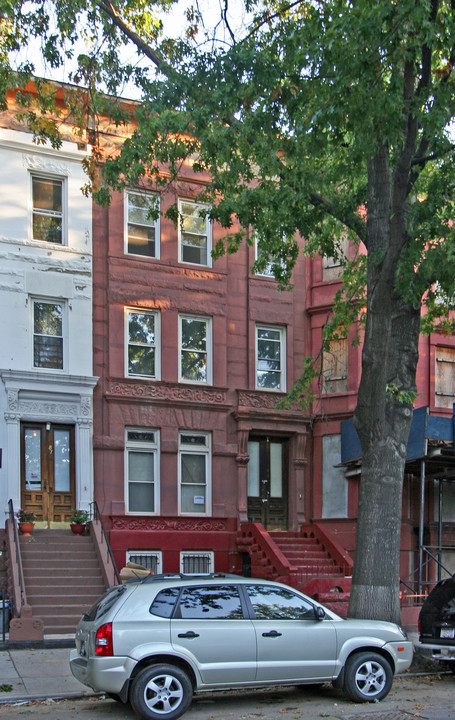 89 Macon St in Brooklyn, NY - Foto de edificio