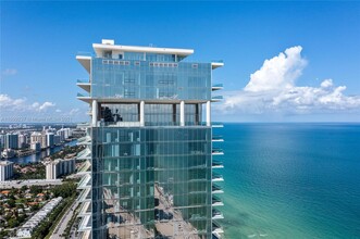 18501 Collins Ave, Unit 2502 in Sunny Isles Beach, FL - Building Photo - Building Photo