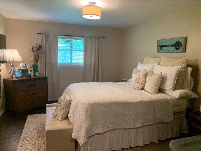 property at 204 Skyview Terrace