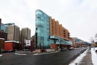 128 2nd Ave SE in Calgary, AB - Building Photo - Building Photo