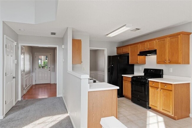 9155 Friarbridge Dr in Suwanee, GA - Building Photo - Building Photo