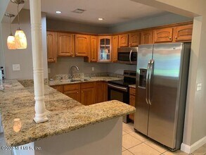 235 Beall Ave N in Jacksonville, FL - Building Photo - Building Photo