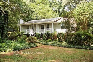 4091 Oak Stone Dr in Douglasville, GA - Building Photo