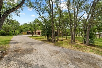 12203 Conrad Rd in Austin, TX - Building Photo - Building Photo