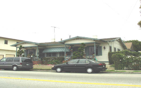 726 Shepard St in San Pedro, CA - Foto de edificio - Building Photo