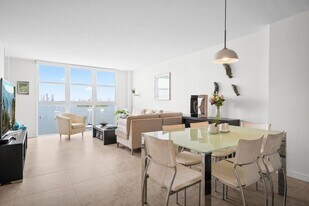 1228 West Ave in Miami Beach, FL - Building Photo