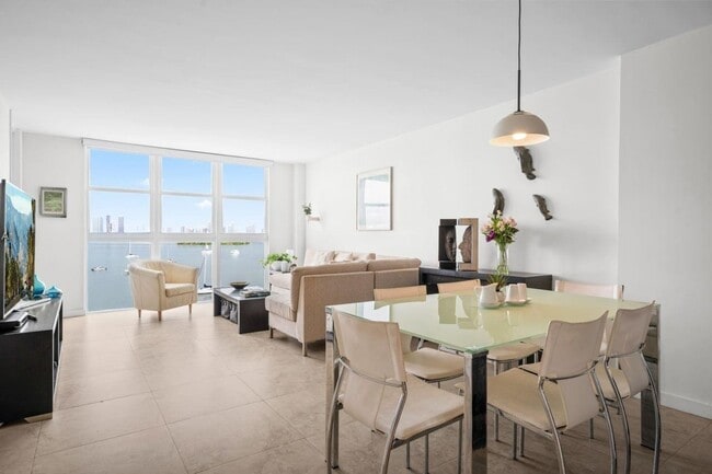 property at 1228 West Ave