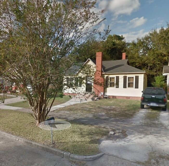 property at 456 Williams St