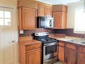 142 Booker St in Pikeville, NC - Building Photo - Building Photo