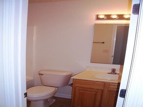 9488 Huckabee Dr NE in Leland, NC - Building Photo - Building Photo