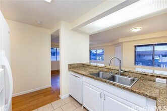 92 Aliinui Dr in Kapolei, HI - Building Photo - Building Photo