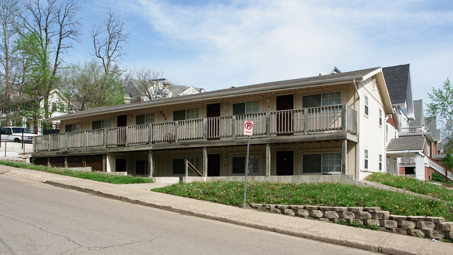 502 W 14th St in Lawrence, KS - Foto de edificio - Building Photo