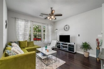 1526 Windermere Wy in Farmers Branch, TX - Building Photo - Building Photo