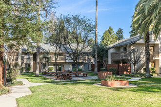 Station West in Walnut Creek, CA - Building Photo - Building Photo