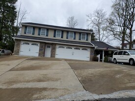 1347-200 Headlee Ave, Unit 1347 headlee in Morgantown, WV - Building Photo