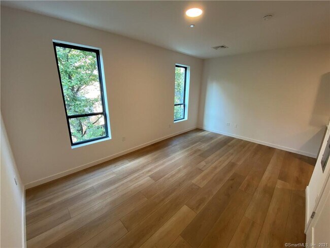 104 Howe St-Unit -307 in New Haven, CT - Building Photo - Building Photo