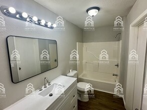 708 Grayson St in Nocona, TX - Building Photo - Building Photo