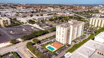 4675 W 18th Ct in Hialeah, FL - Building Photo
