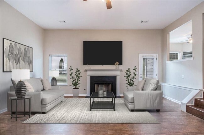 395 Sugarberry Ln in Suwanee, GA - Building Photo - Building Photo
