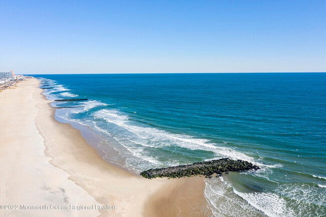 606 3rd Ave in Bradley Beach, NJ - Building Photo - Building Photo