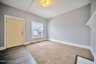 1817 Columbia St in Louisville, KY - Foto de edificio - Building Photo