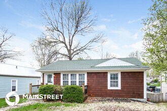 803 N 11th St in Leavenworth, KS - Building Photo - Building Photo