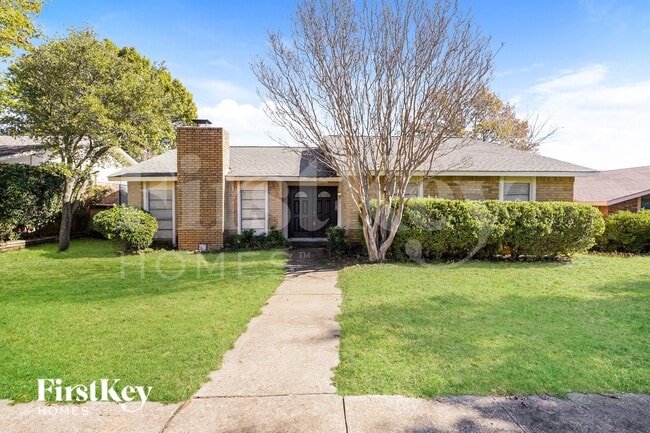 property at 9814 Emory Oak Cir