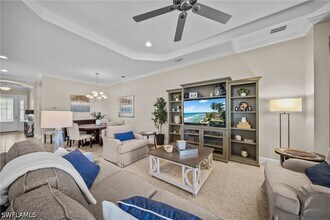 9361 Terresina Dr in Naples, FL - Building Photo - Building Photo