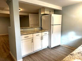 10836 1st Ave SW, Unit B in Seattle, WA - Building Photo