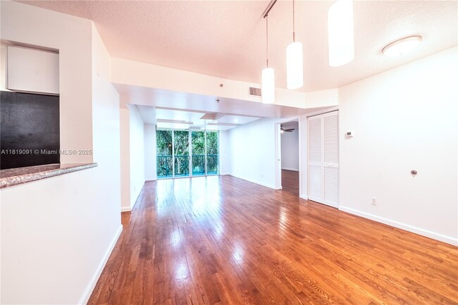 property at 619 E Sheridan St