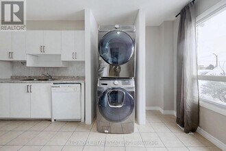 50 Whitehaven Dr in Brampton, ON - Building Photo - Building Photo