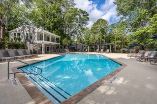 Whispering Pines in Lagrange, GA - Building Photo