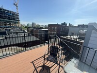 869 Beacon St, Unit 3 in Boston, MA - Foto de edificio - Building Photo