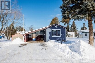 11 Homewood Ave in Kawartha Lakes, ON - Building Photo - Building Photo