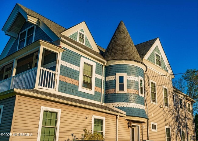 70 N Bath Ave in Long Branch, NJ - Building Photo - Building Photo