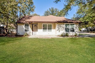 101 Tweed Ct in Summerville, SC - Building Photo