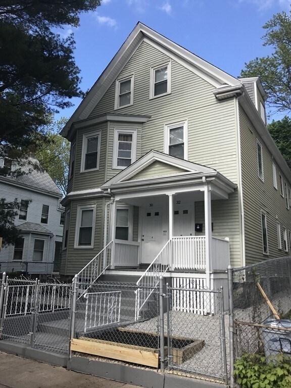 30-32-32 Oakwood St in Boston, MA - Building Photo - Building Photo