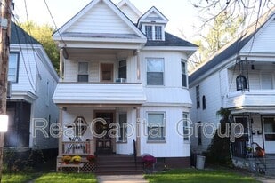 704 South Ave in Schenectady, NY - Building Photo