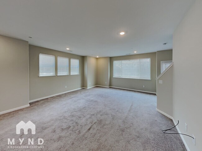135 Mark Jeffrey Ln in Reno, NV - Building Photo - Building Photo