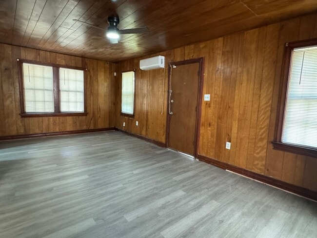 1505 SW 8th St in Lawton, OK - Building Photo - Building Photo