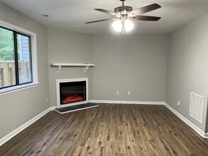 7271 Sandy Creek Dr in Raleigh, NC - Building Photo - Building Photo