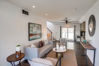5646 Chelsea Ave in San Diego, CA - Building Photo - Building Photo