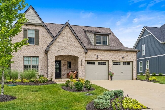 7570 Delancey Dr in College Grove, TN - Building Photo - Building Photo