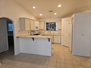 5665 Pyramid LakeCourt in Fort Mohave, AZ - Building Photo - Building Photo