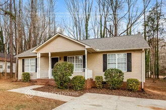 1631 Barbara Ann Cir in Kannapolis, NC - Building Photo - Building Photo