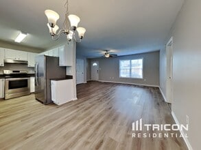 3008 Brittany Dr in Clayton, NC - Building Photo - Building Photo